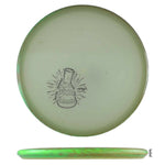 Disc golf disc with beaker design