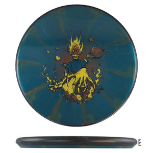 Disc golf disc with fantasy art