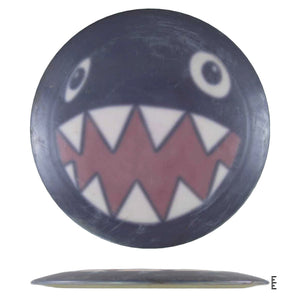 Disc golf disc with Chain Chomp design